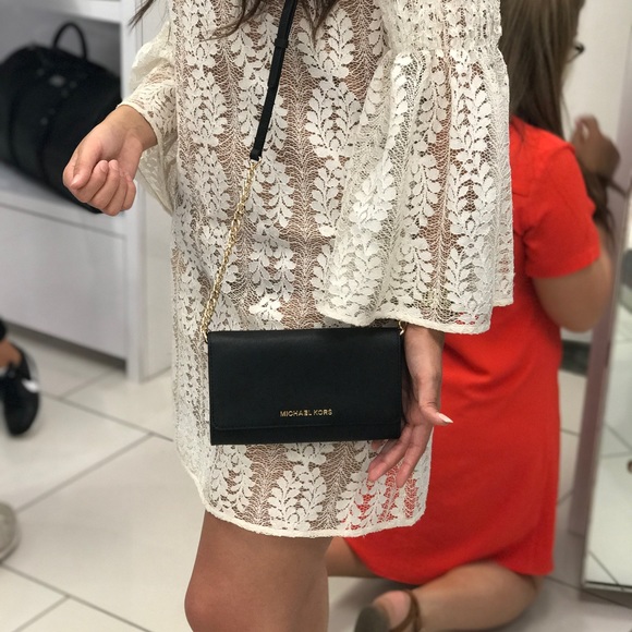 Michael Kors. Jet set Travel  LG phone Crossbody - Picture 3 of 7